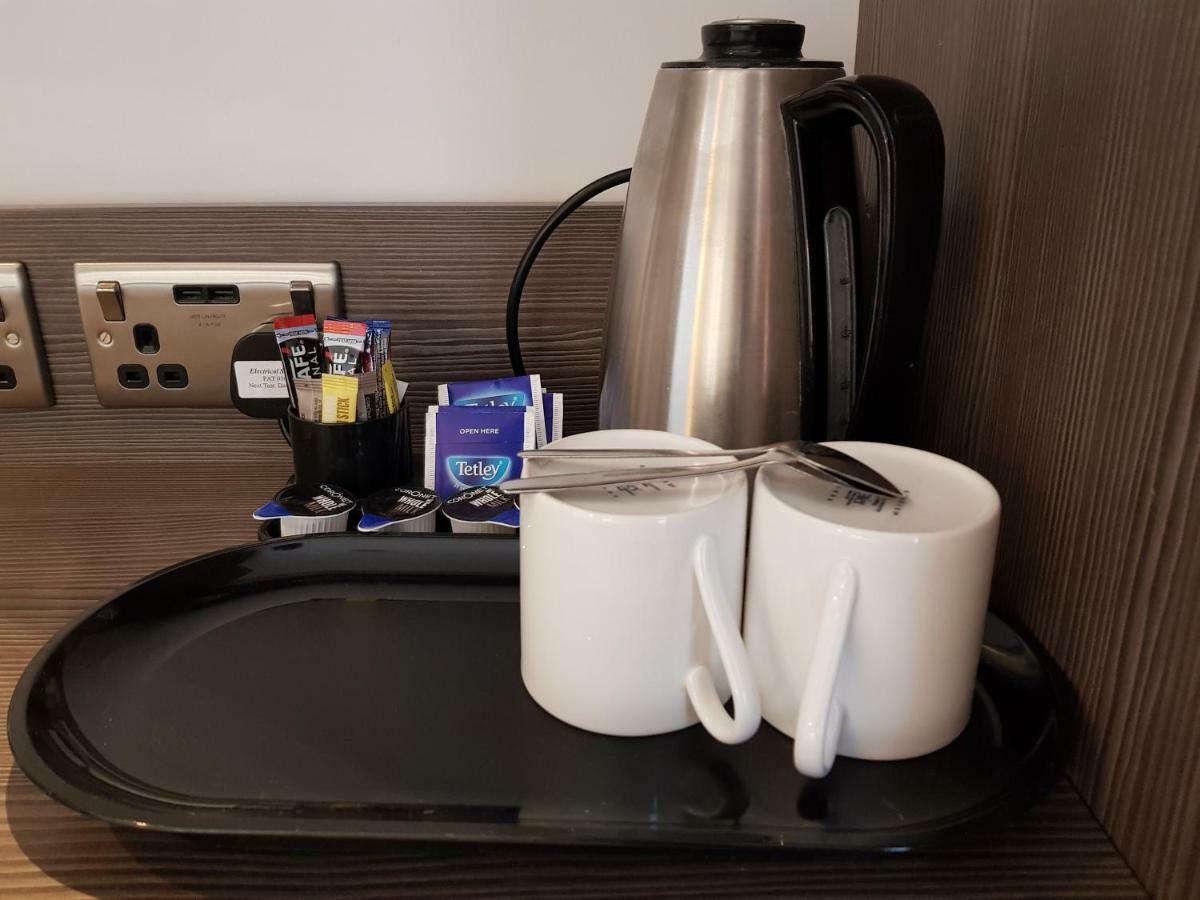 The Beverley Hotel London - Victoria Kültér fotó